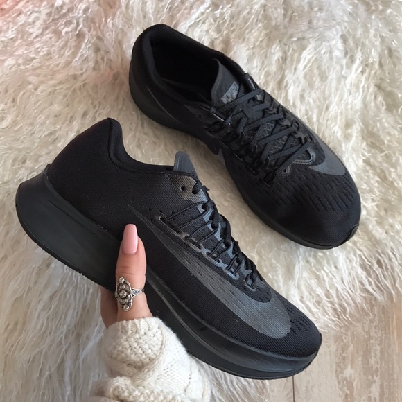NWT Nike Zoom Fly Triple Black - Picture 2 of 8